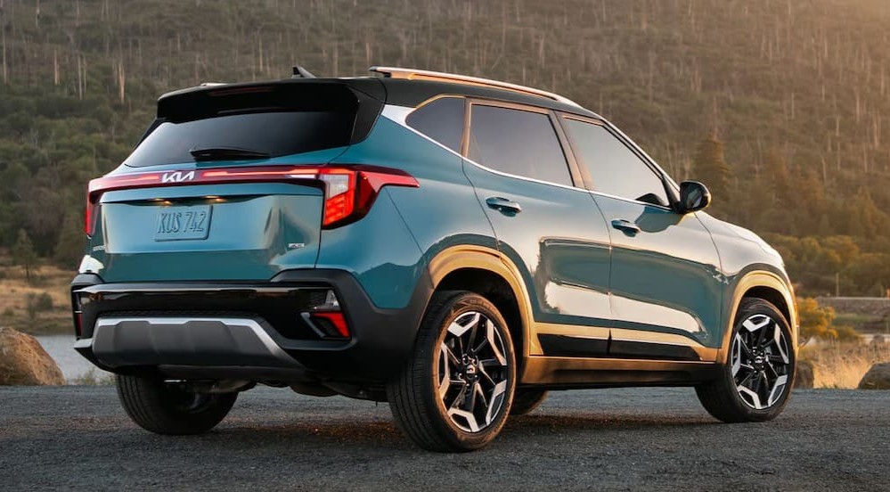 A blue 2026 Kia Seltos parked after visiting a Kia dealer.