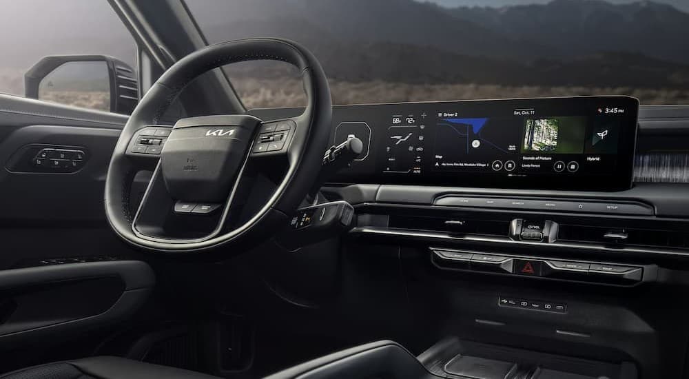 Black dash in a 2027 Kia Telluride for sale.