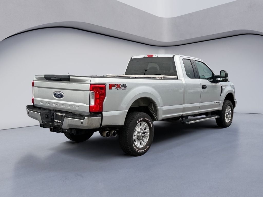 2019 Ford F-350 XLT