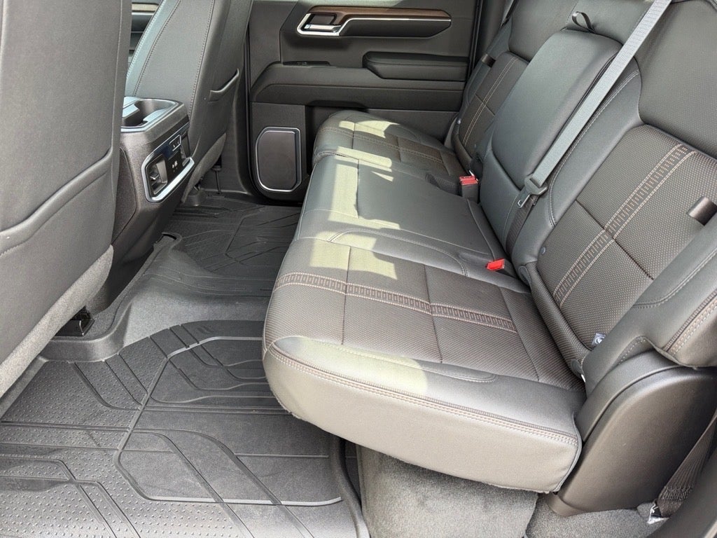 2024 Chevrolet Silverado High Country