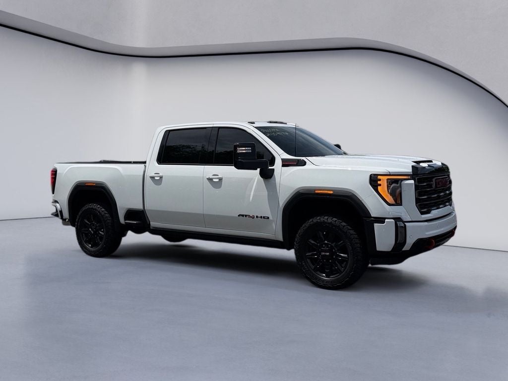 2024 GMC Sierra AT4