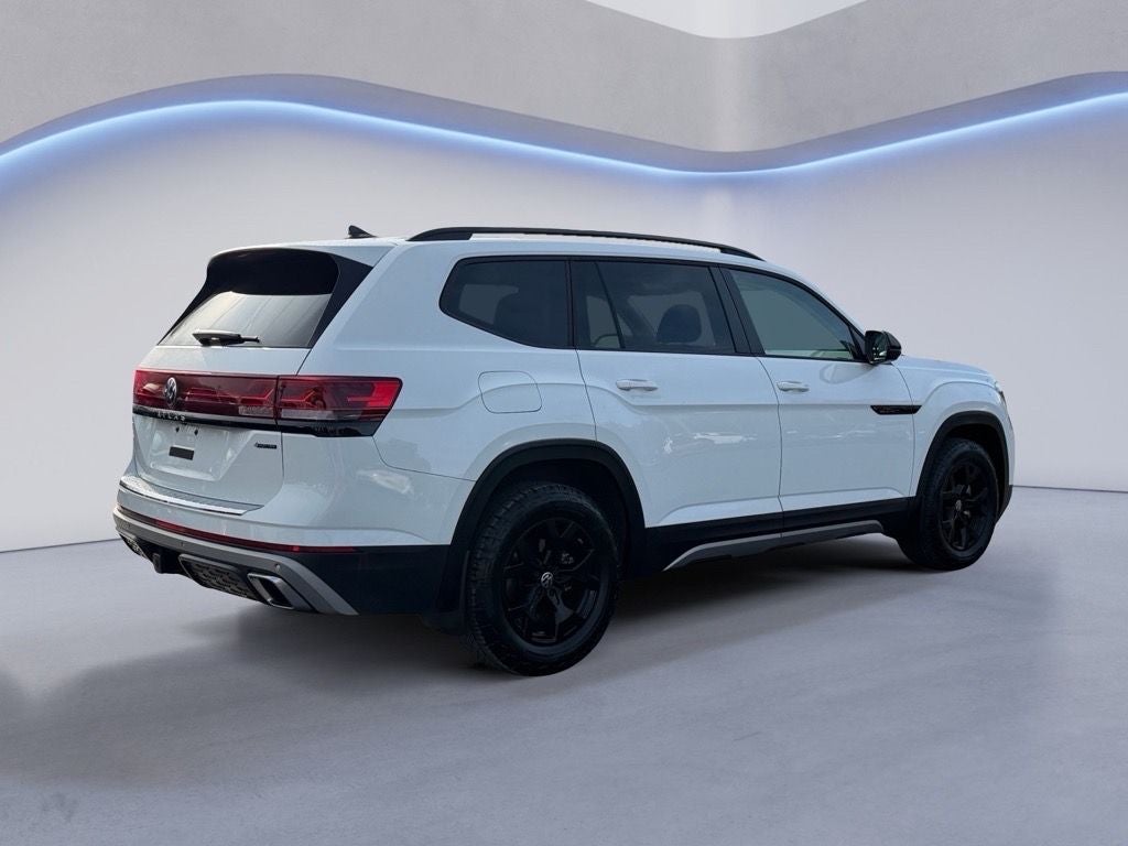 2024 Volkswagen Atlas 2.0T Peak Edition SE w/Technology