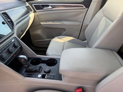 2019 Volkswagen Atlas 3.6L V6 SE w/Technology R-Line
