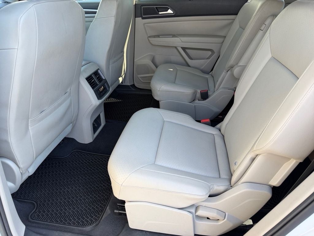 2019 Volkswagen Atlas 3.6L V6 SE w/Technology R-Line