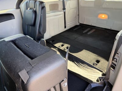 2014 Chrysler Town & Country Touring