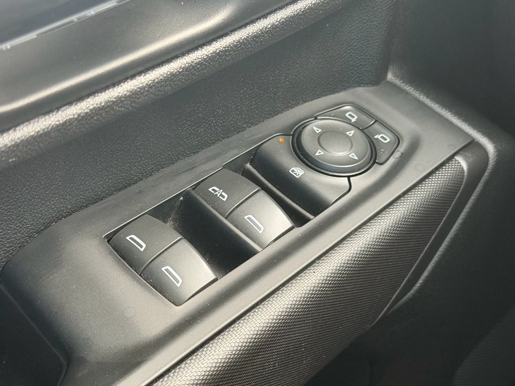 2023 Chevrolet Silverado Custom