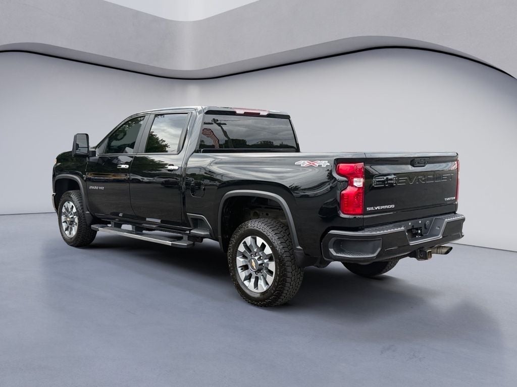 2023 Chevrolet Silverado Custom