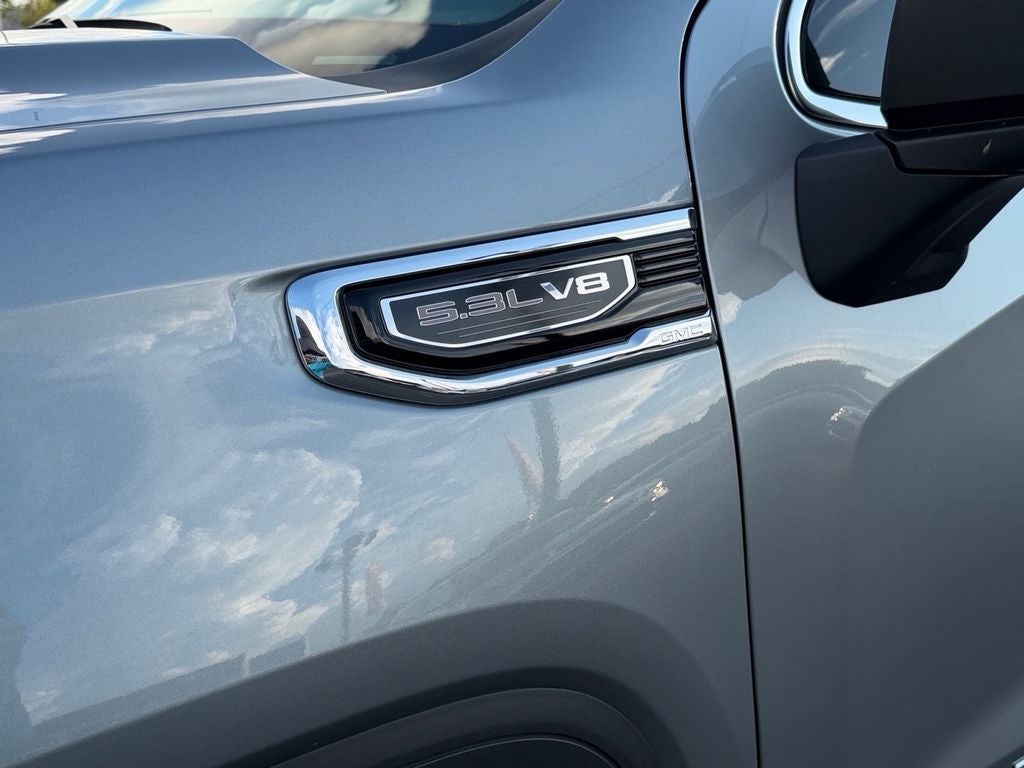 2024 GMC Sierra SLT