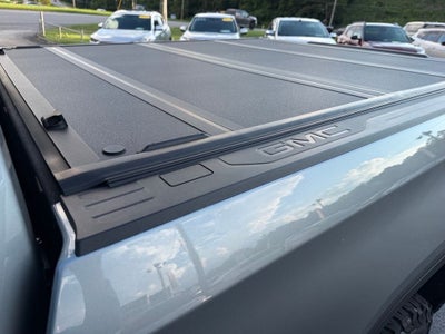 2024 GMC Sierra SLT