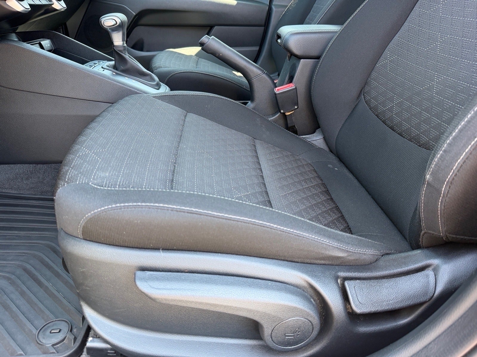 2022 Kia Rio S
