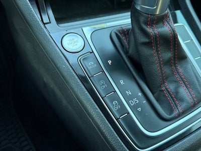 2019 Volkswagen Golf GTI S