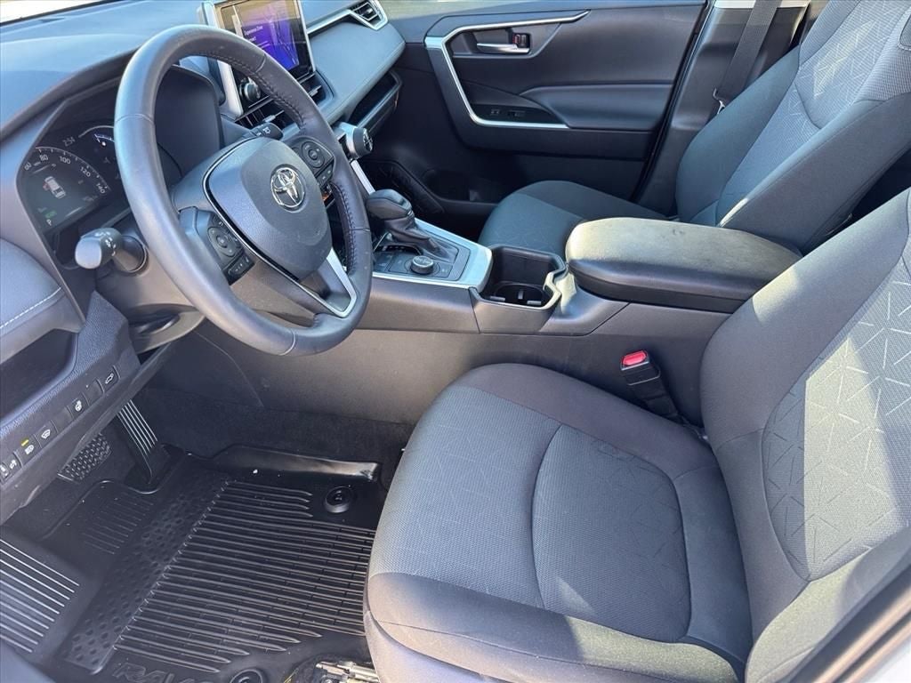 2025 Toyota RAV4 Hybrid Hybrid XLE