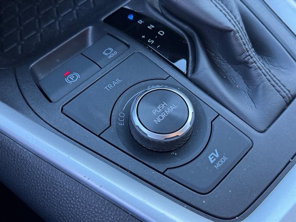 2025 Toyota RAV4 Hybrid Hybrid XLE