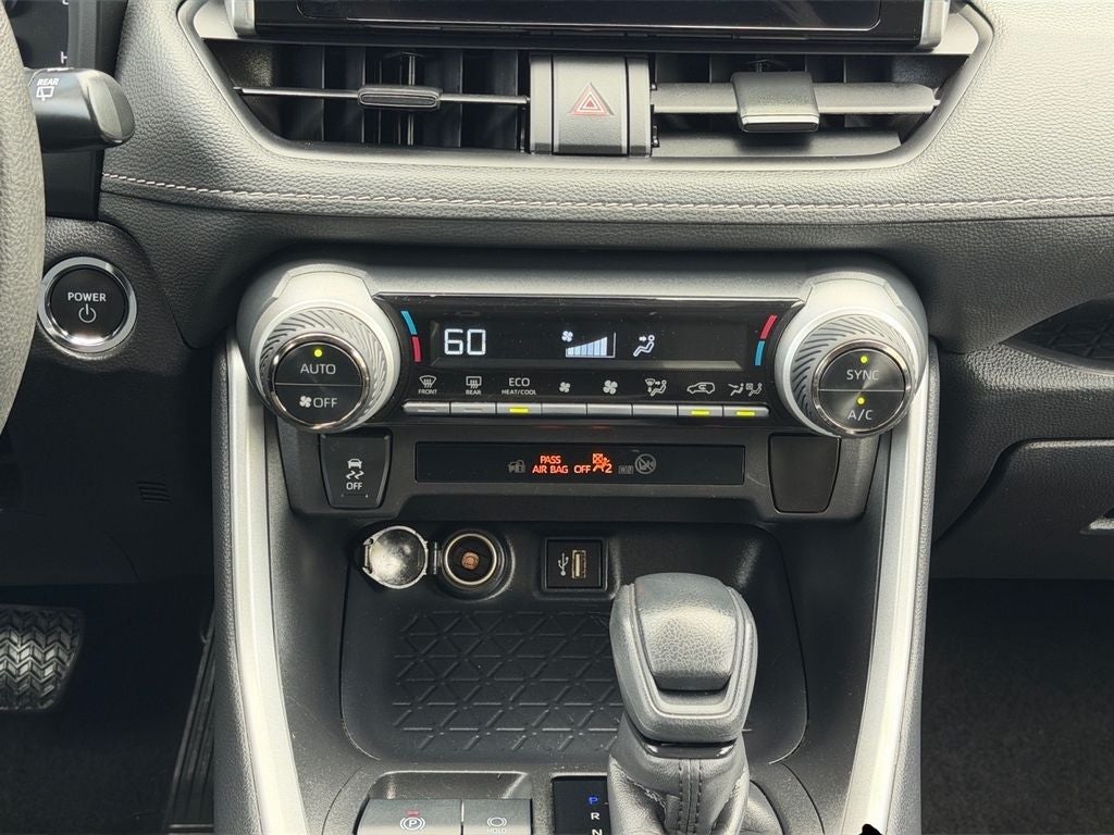 2025 Toyota RAV4 Hybrid Hybrid XLE