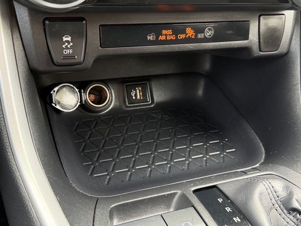 2025 Toyota RAV4 Hybrid Hybrid XLE