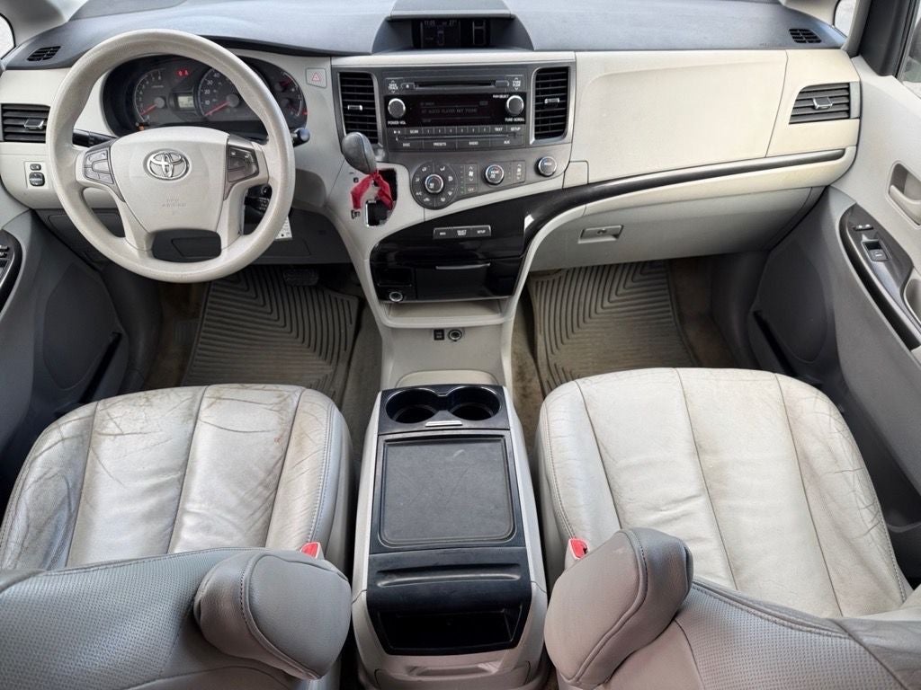 2012 Toyota Sienna LE