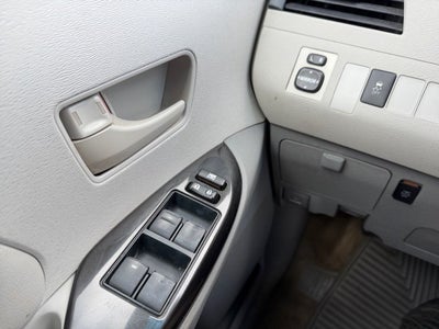 2012 Toyota Sienna LE