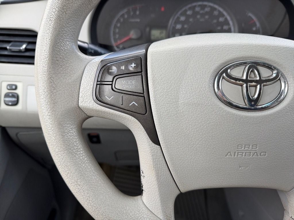 2012 Toyota Sienna LE