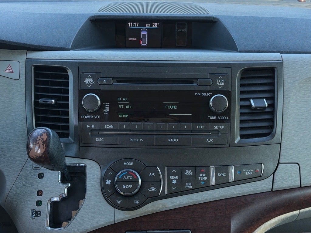 2013 Toyota Sienna XLE