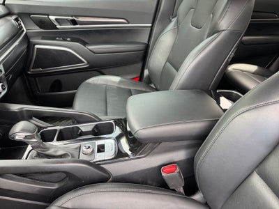2023 Kia Telluride LX