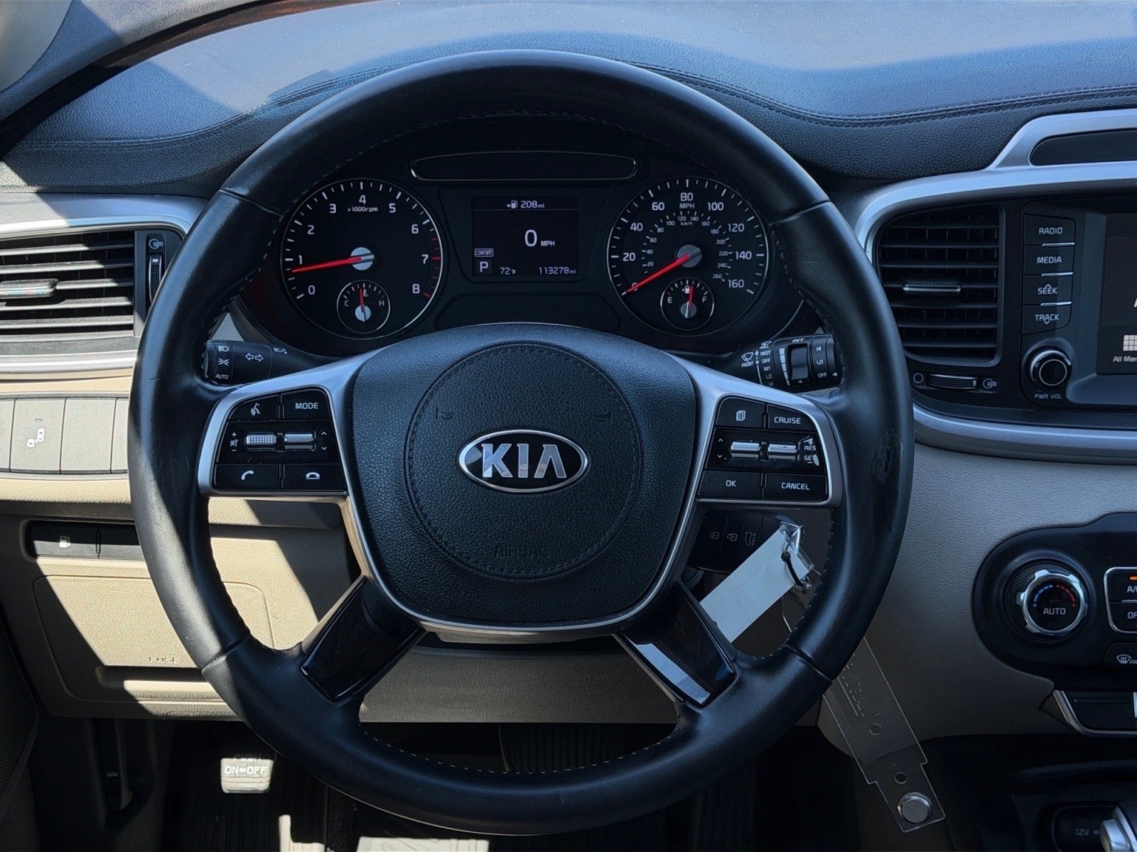 2020 Kia Sorento LX