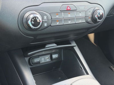 2020 Kia Sorento LX V6
