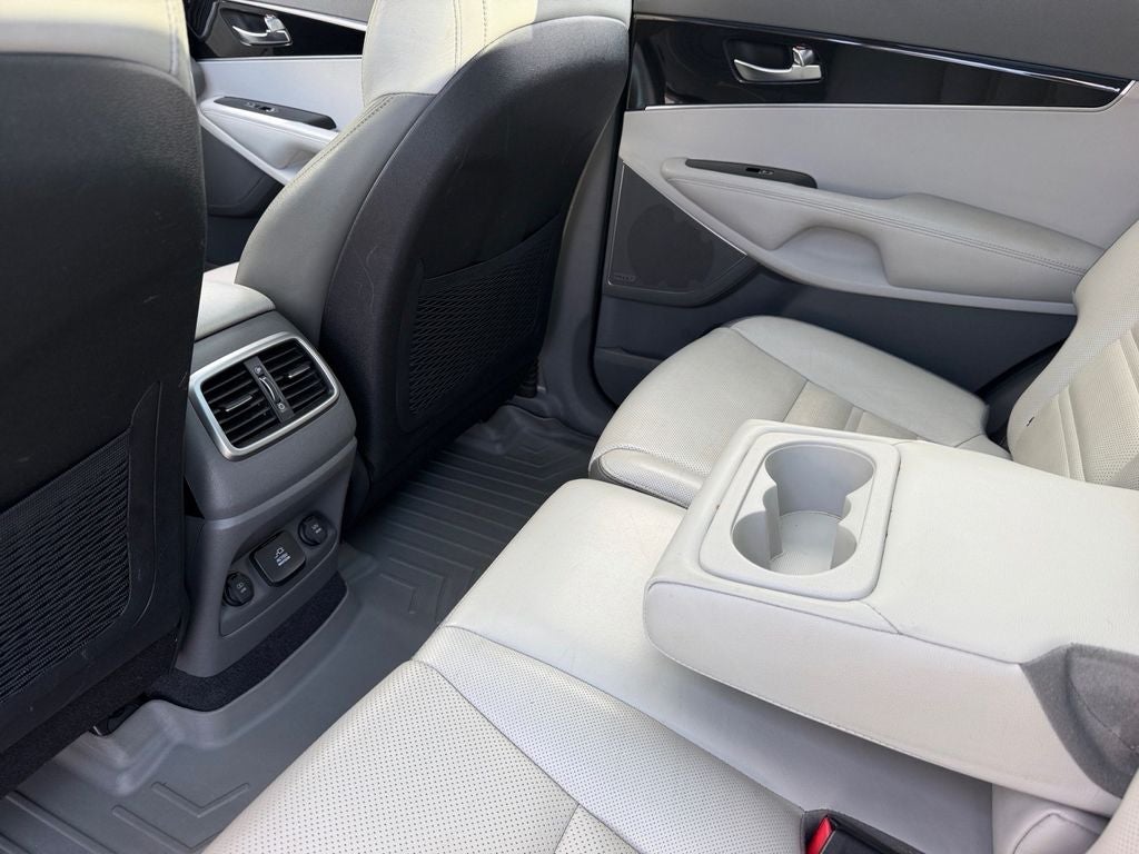 2016 Kia Sorento SX