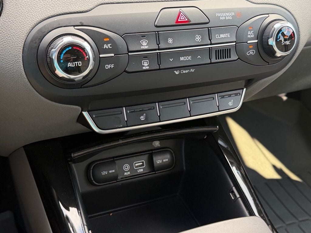 2016 Kia Sorento SX
