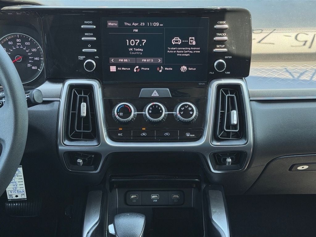2023 Kia Sorento LX