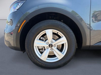 2023 Kia Sorento LX
