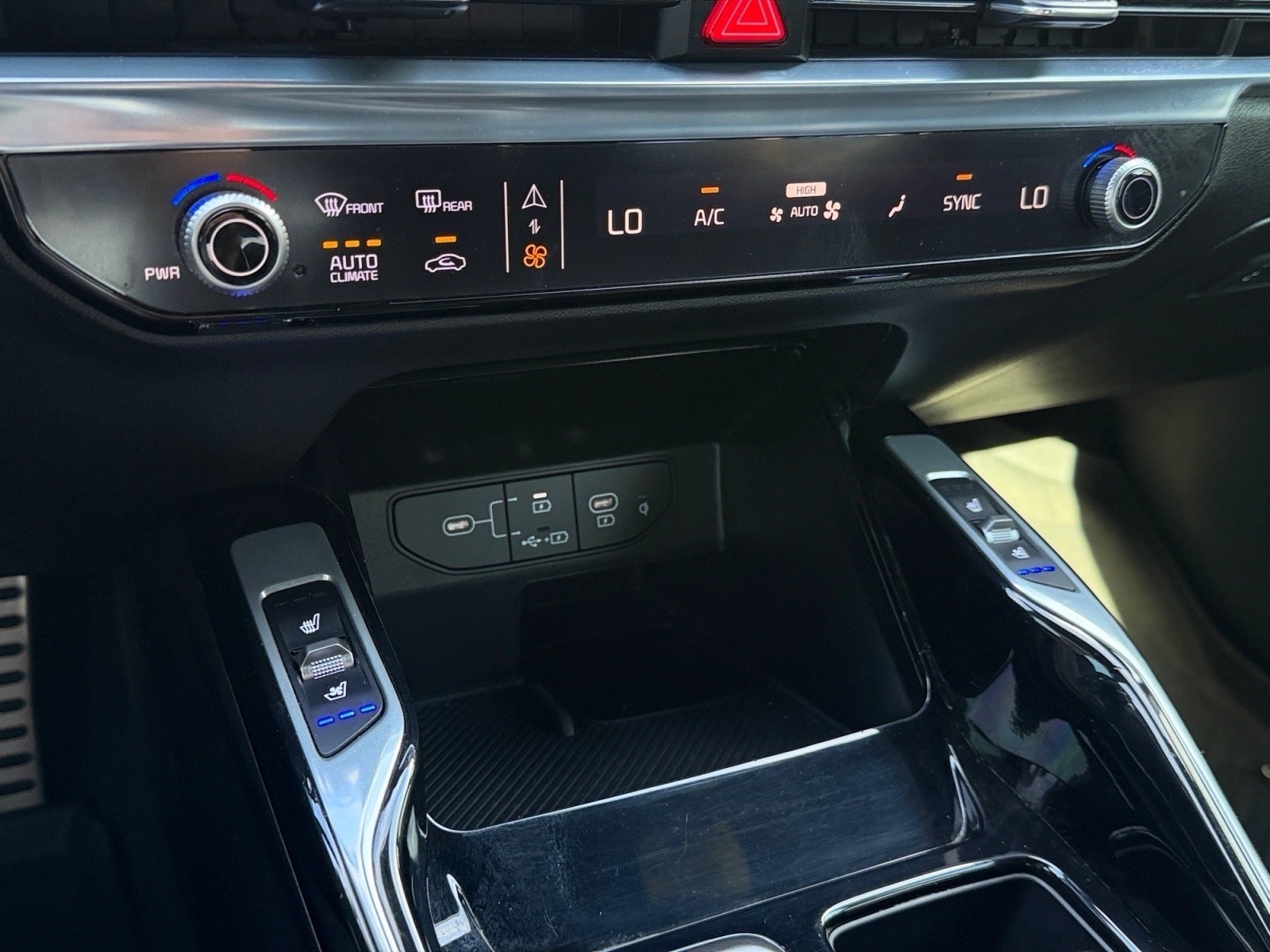 2024 Kia Sorento X-Line SX Prestige