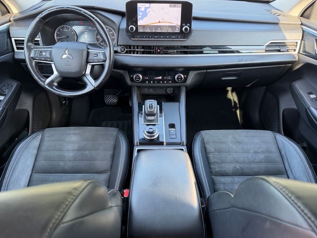 2022 Mitsubishi Outlander SE