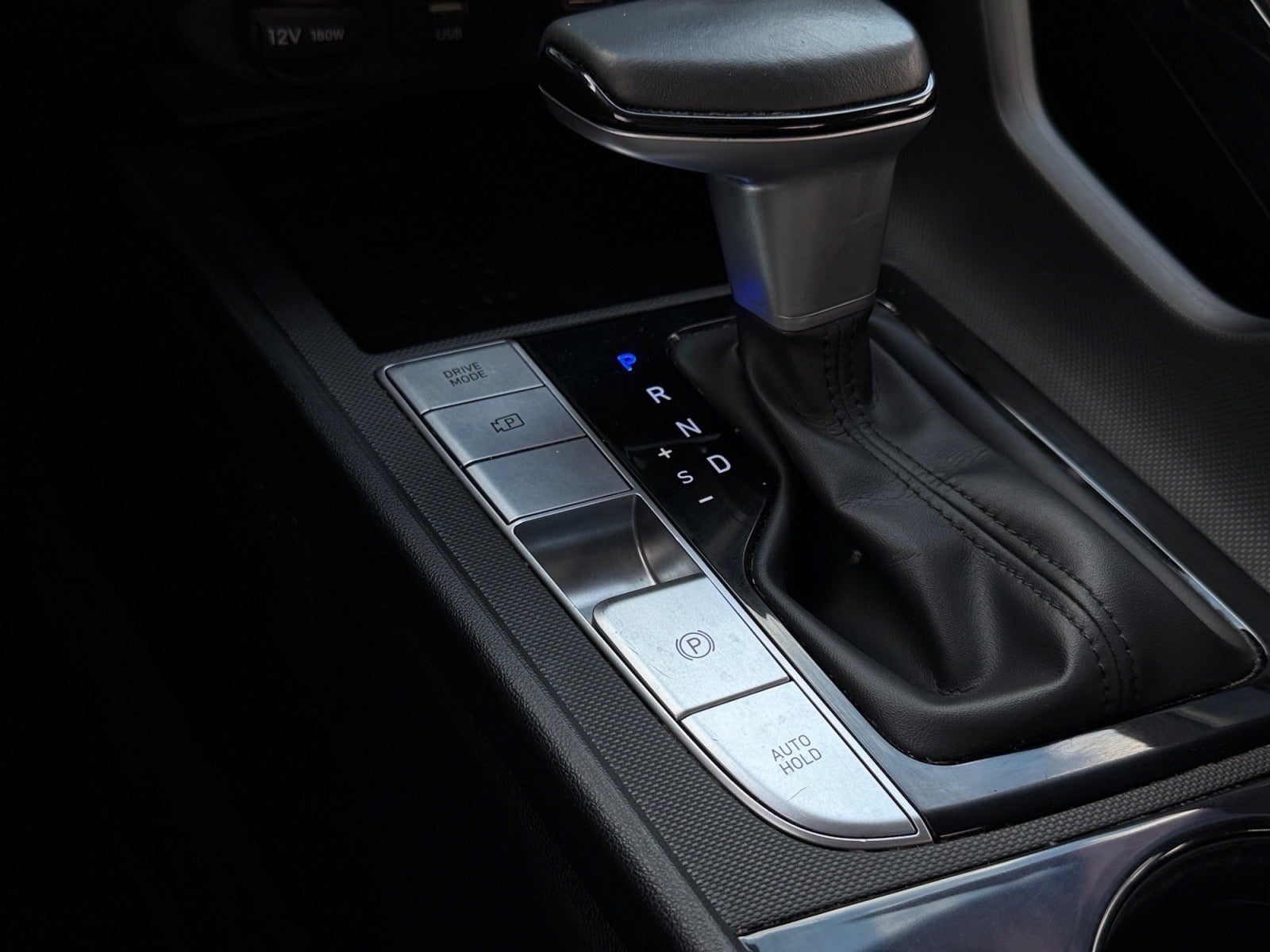 2022 Hyundai Elantra Hybrid Limited