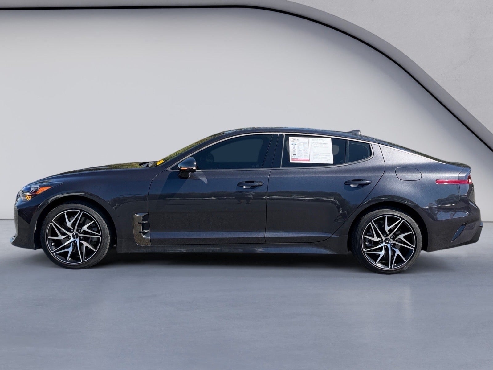 2023 Kia Stinger GT-Line