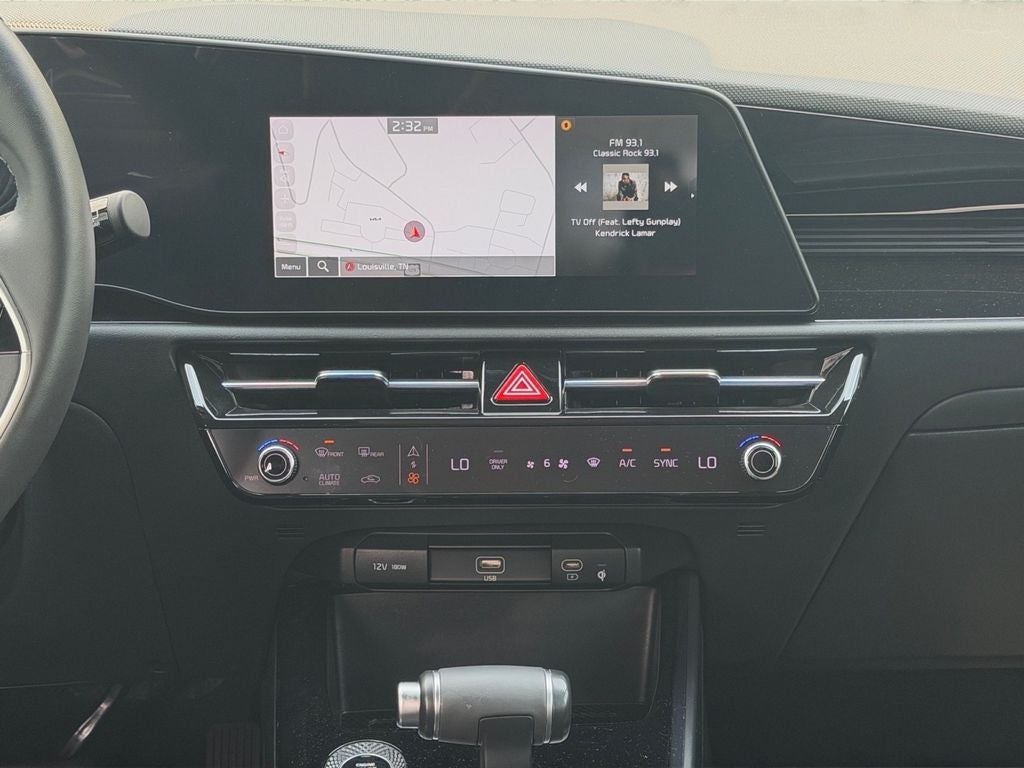 2023 Kia Niro SX