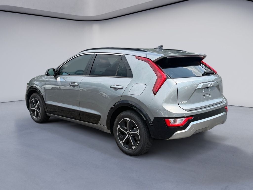 2023 Kia Niro SX