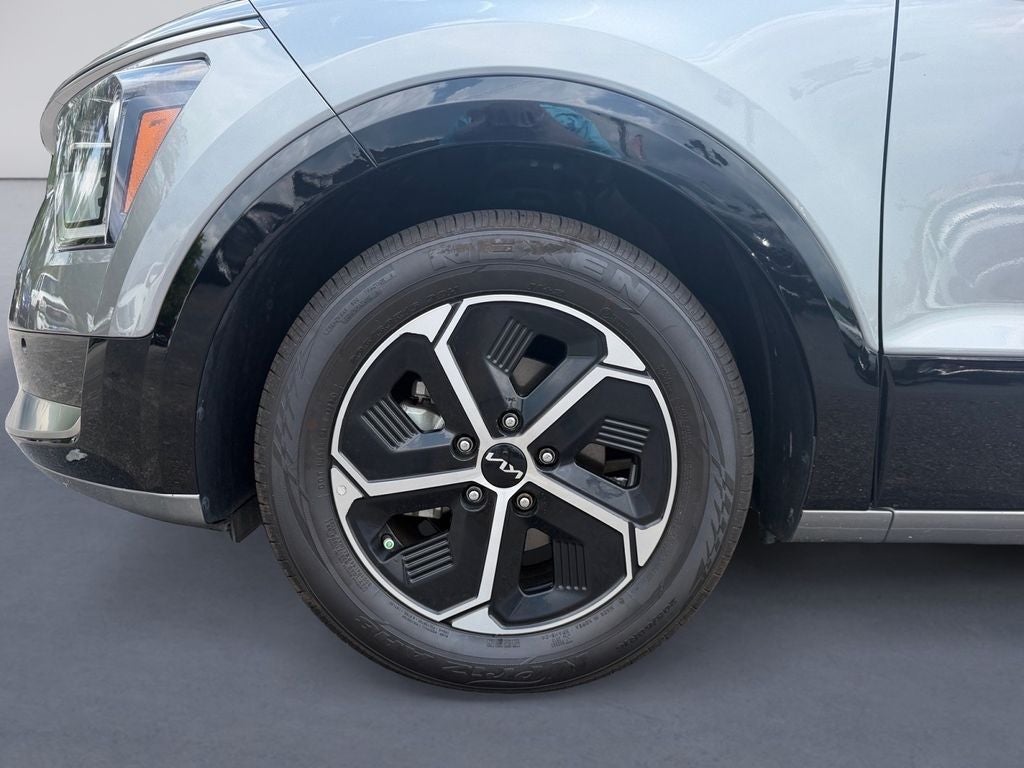 2023 Kia Niro SX