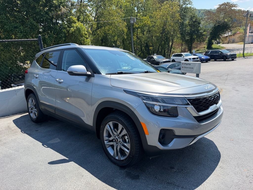 2023 Kia Seltos S
