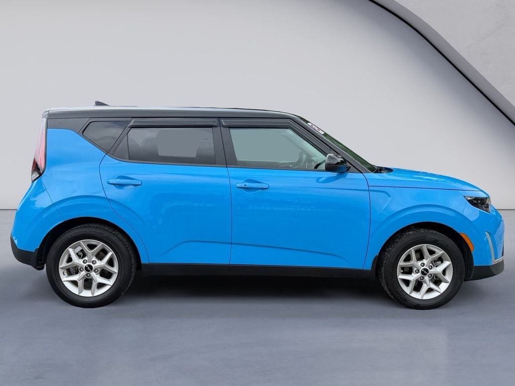 2025 Kia Soul S