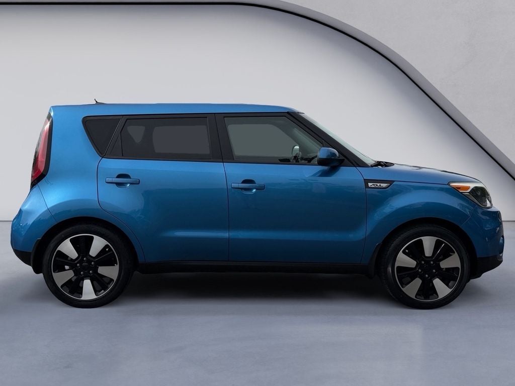2019 Kia Soul +