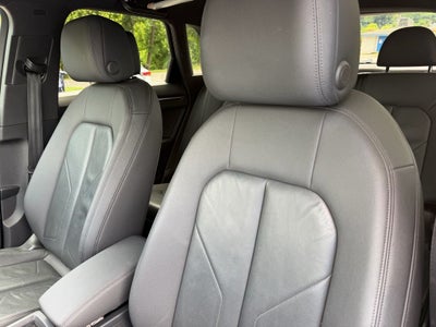2019 Audi Q3 Premium