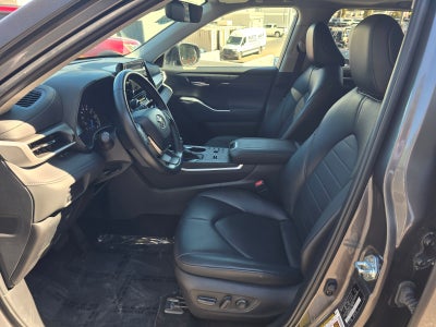 2024 Toyota Highlander Hybrid XLE