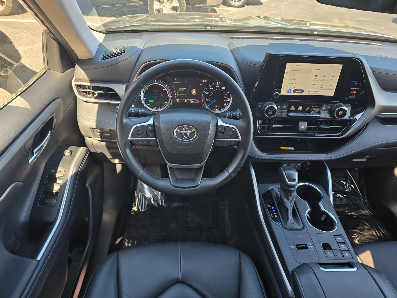 2024 Toyota Highlander Hybrid XLE