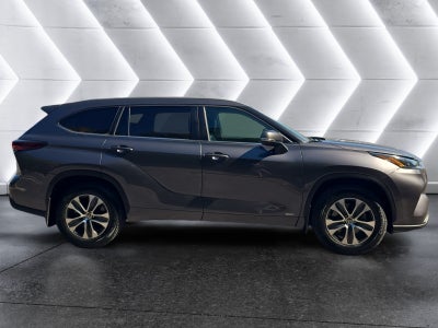 2024 Toyota Highlander Hybrid XLE
