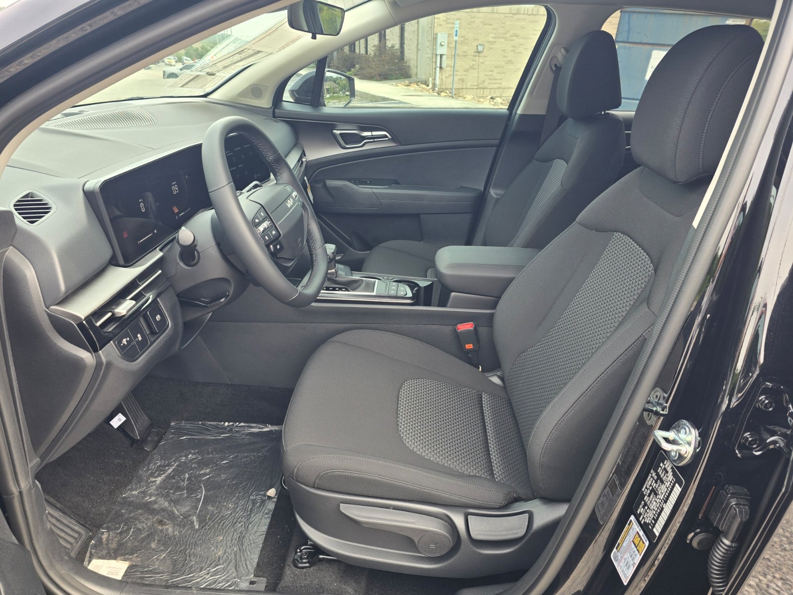 2027 Kia Sportage LX