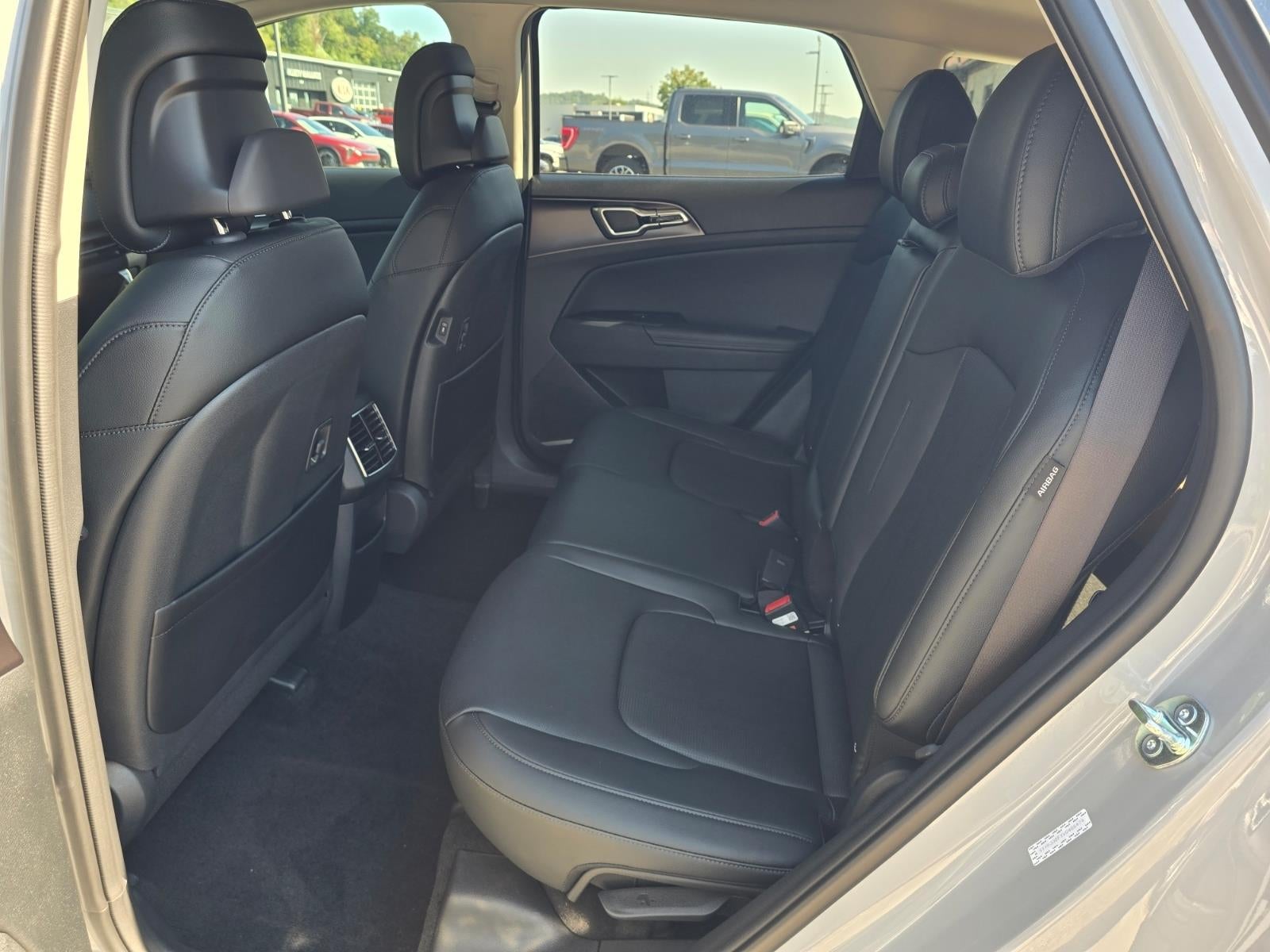 2027 Kia Sportage EX