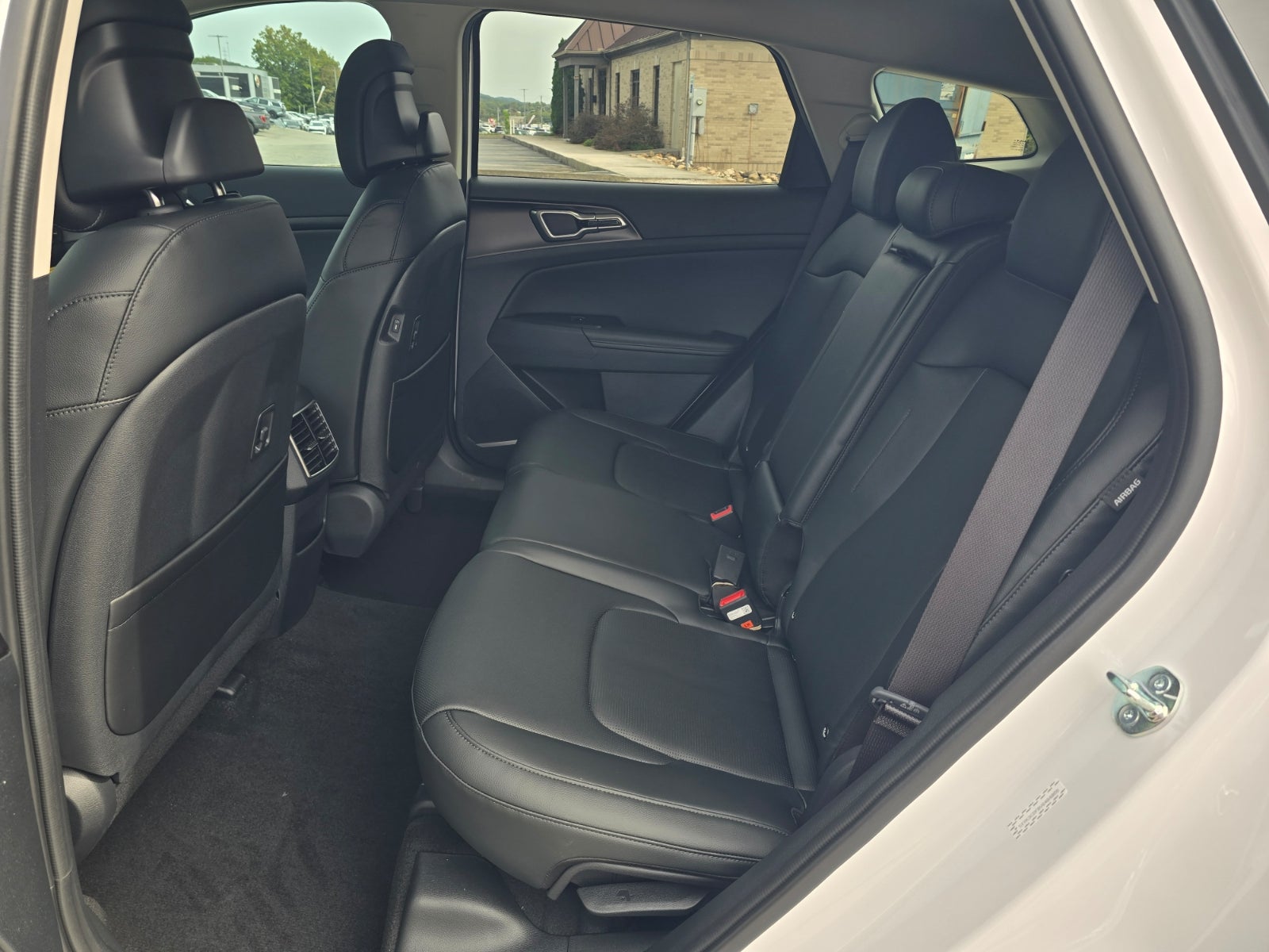 2027 Kia Sportage EX
