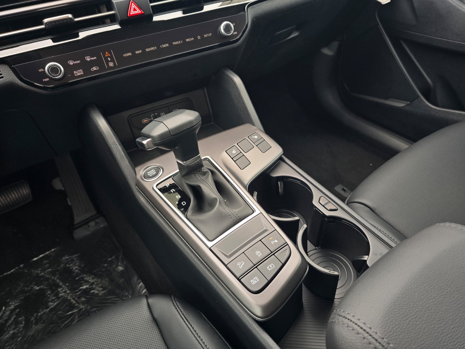 2027 Kia Sportage EX