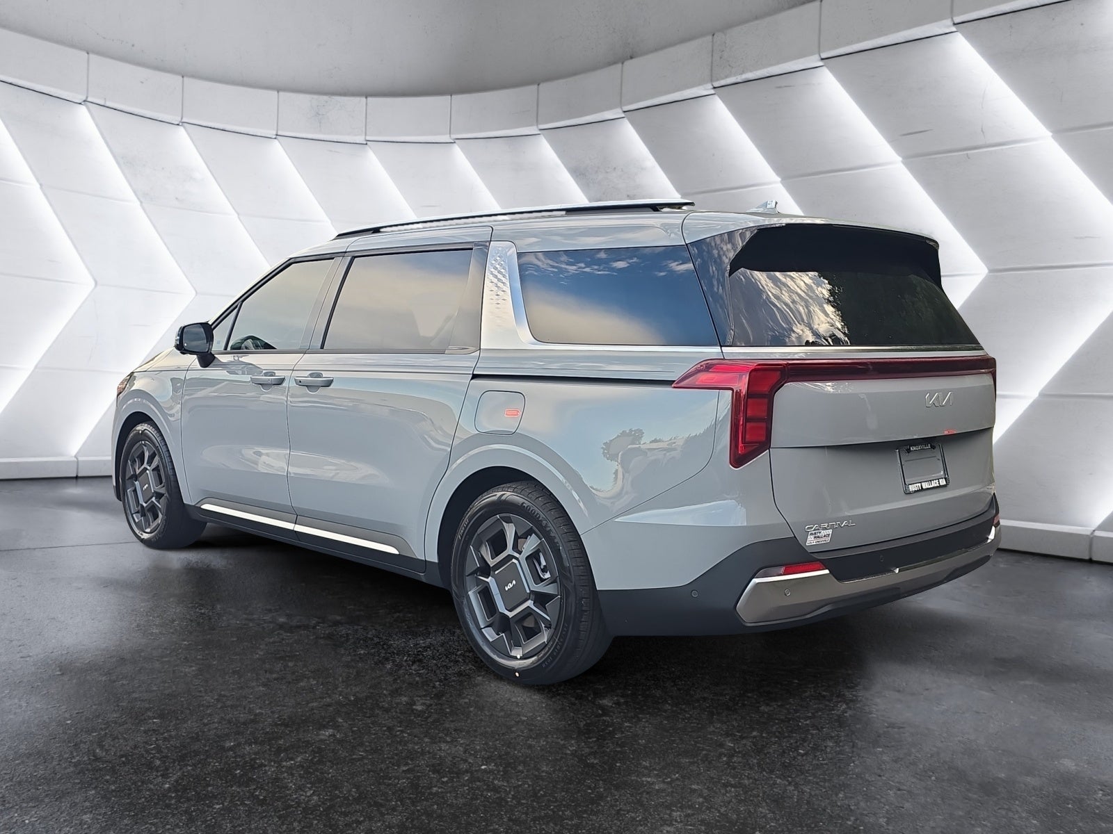 2027 Kia Carnival SX