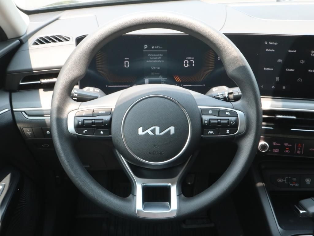 2025 Kia K5 LXS